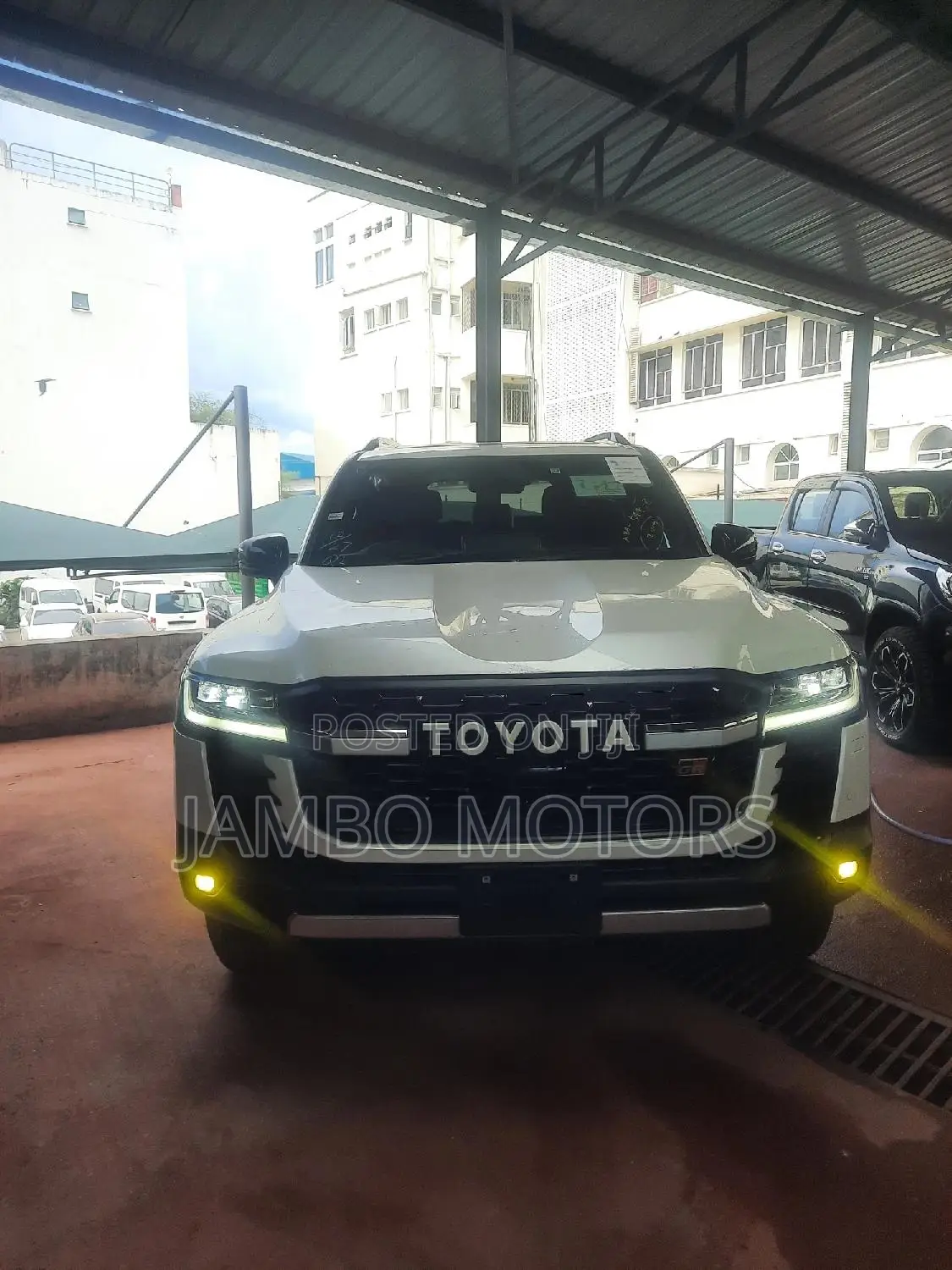 Toyota Land Cruiser 3.3 Diesel 4WD 2022 White