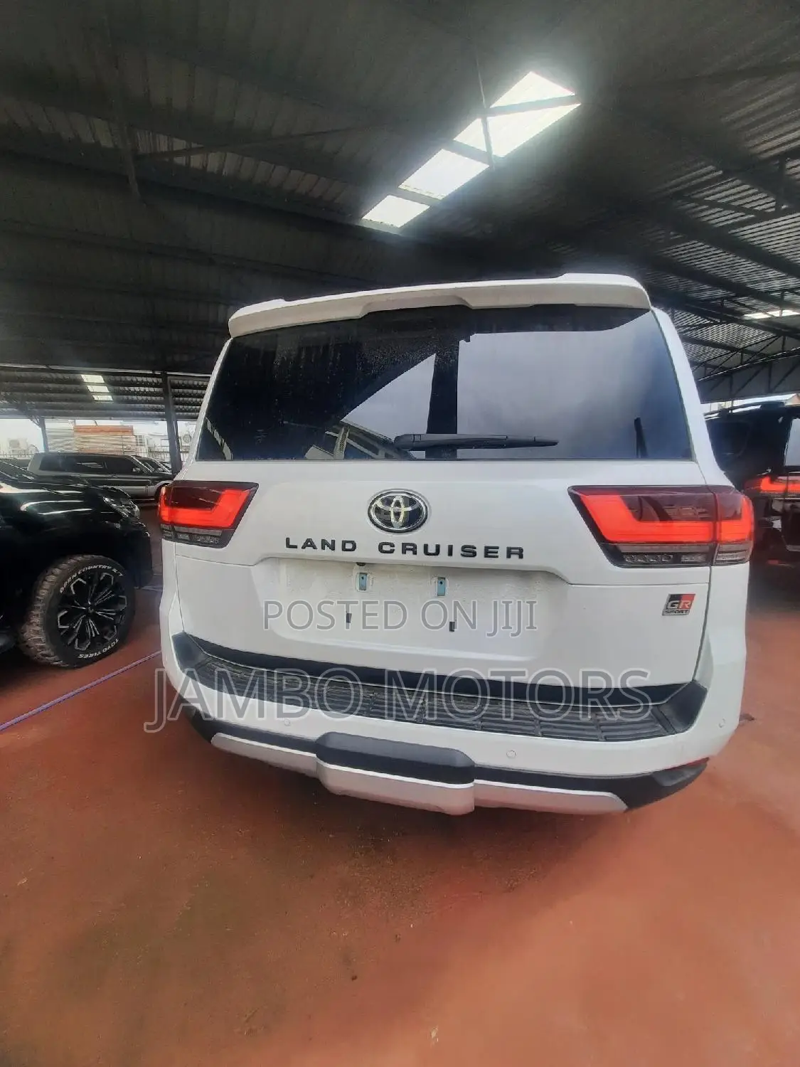 Toyota Land Cruiser 3.3 Diesel 4WD 2022 White