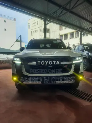 Toyota Land Cruiser 3.3 Diesel 4WD 2022 White