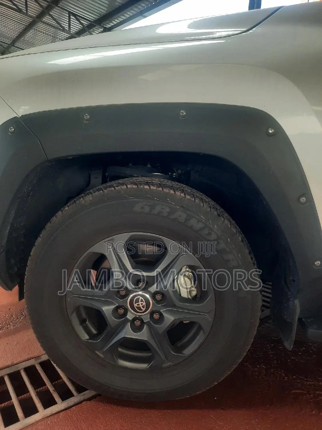 Toyota Land Cruiser 3.3 Diesel 4WD 2022 White