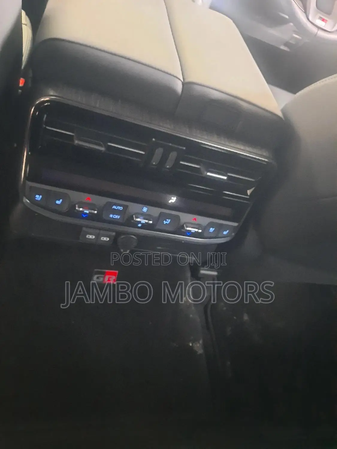Toyota Land Cruiser 3.3 Diesel 4WD 2022 White