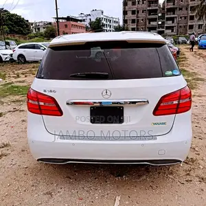 Mercedes-Benz B-Class Base B 250e 2017 White
