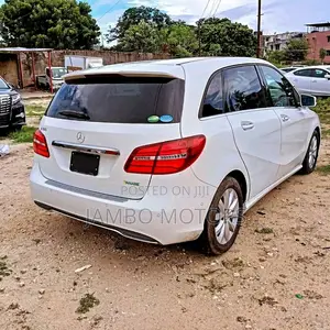 Mercedes-Benz B-Class Base B 250e 2017 White