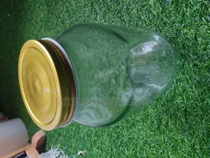 Set of 6 Rectangular Clear Mason Jars 2000ml With Gold Lids