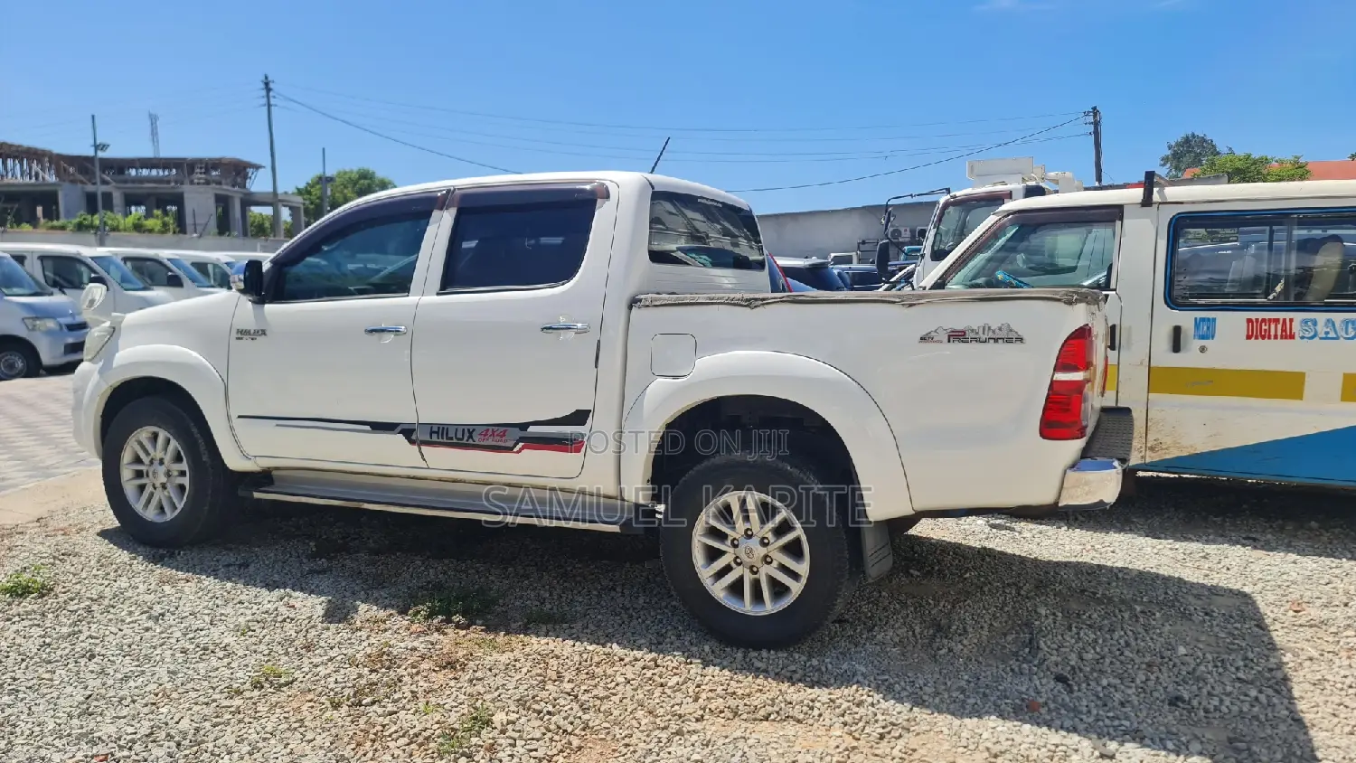 Toyota Hilux 2015 White