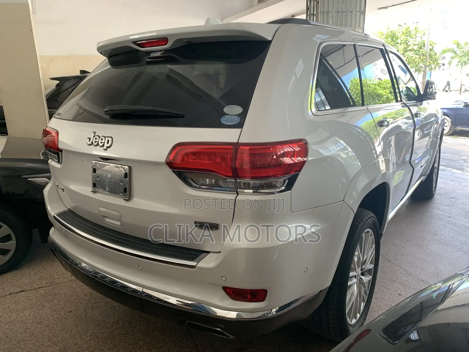 Jeep Grand Cherokee Summit 4dr 4x4 2017 White