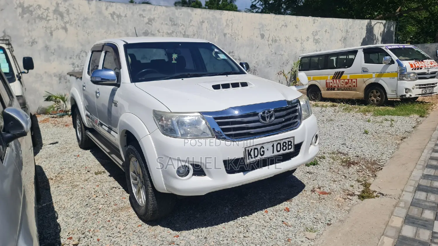 Toyota Hilux 2015 White