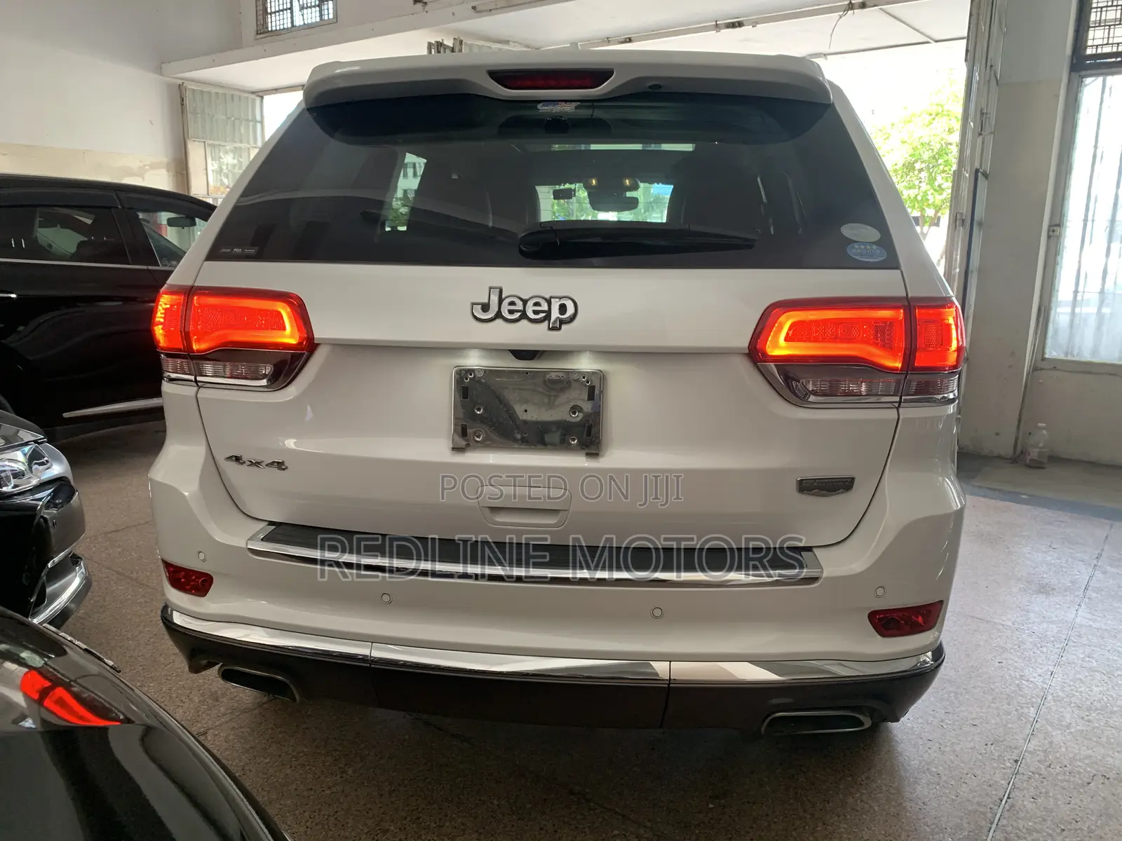 Jeep Grand Cherokee Summit 4dr 4x4 2017 White