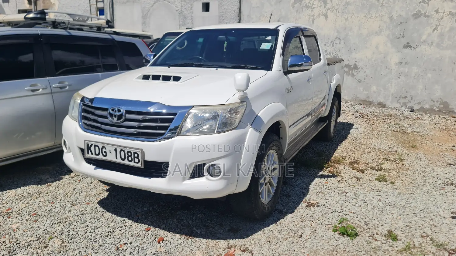 Toyota Hilux 2015 White