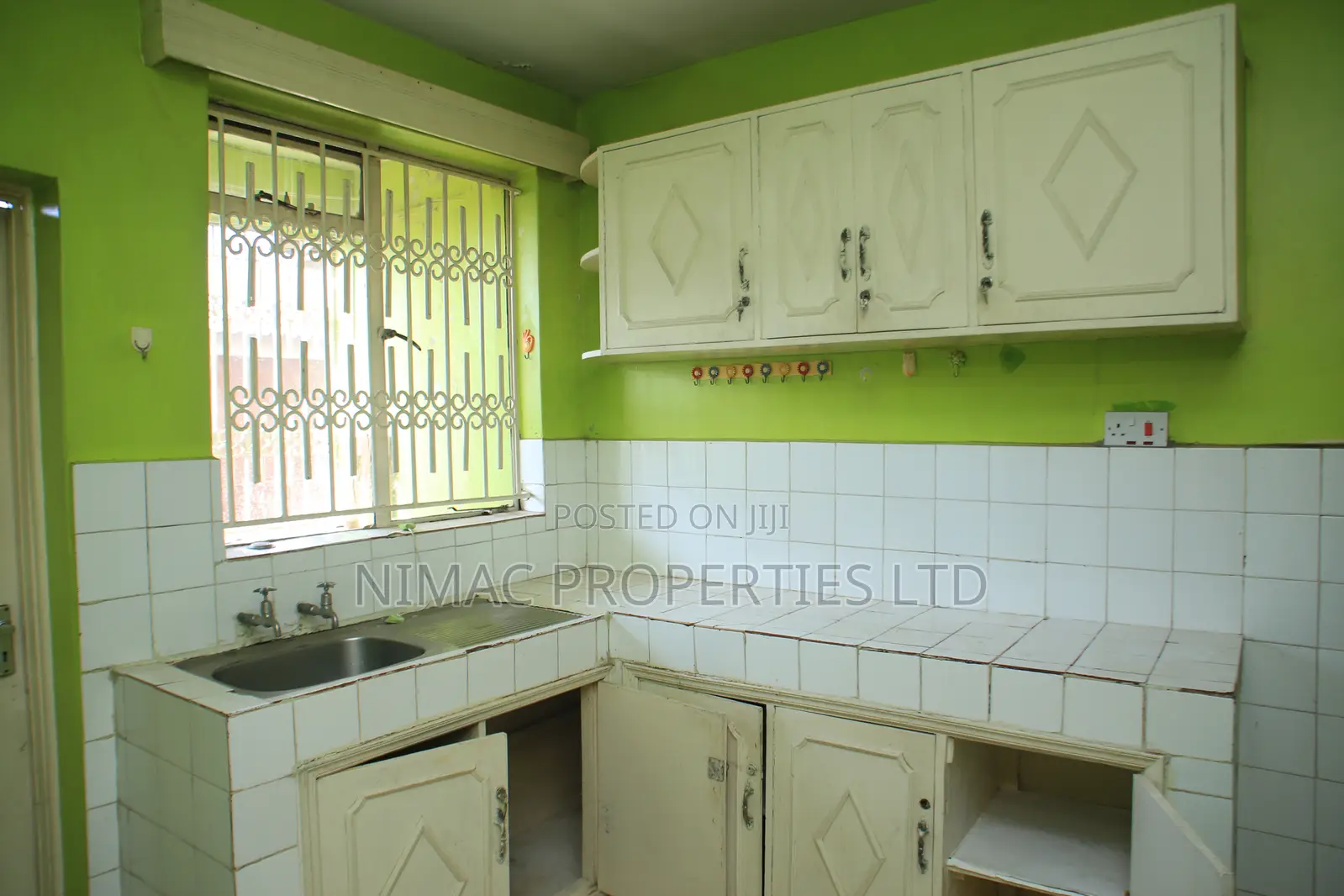 2bdrm Apartment in Villa Franca, City Cabanas for sale