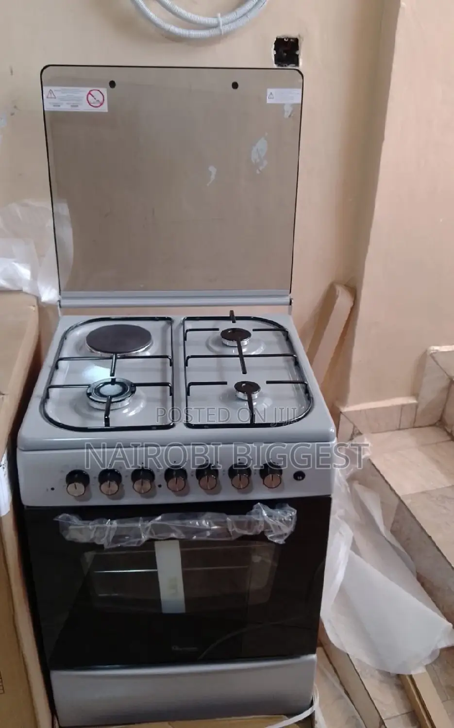 Silver Ramtoms 60 By 60 3 +1 Gas Cooker