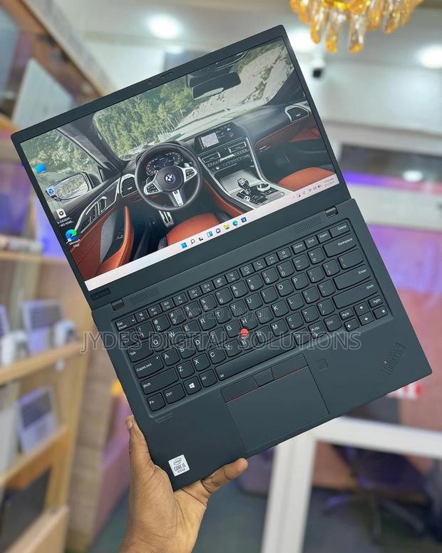 Laptop Lenovo ThinkPad X1 Carbon 16GB Intel Core I7 SSD 512GB - main view