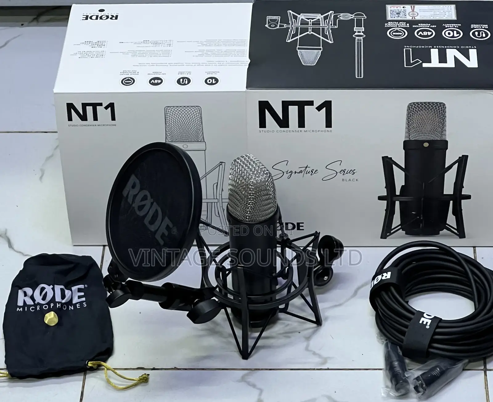 RODE NT1 Signature Series Black Condenser Microphone