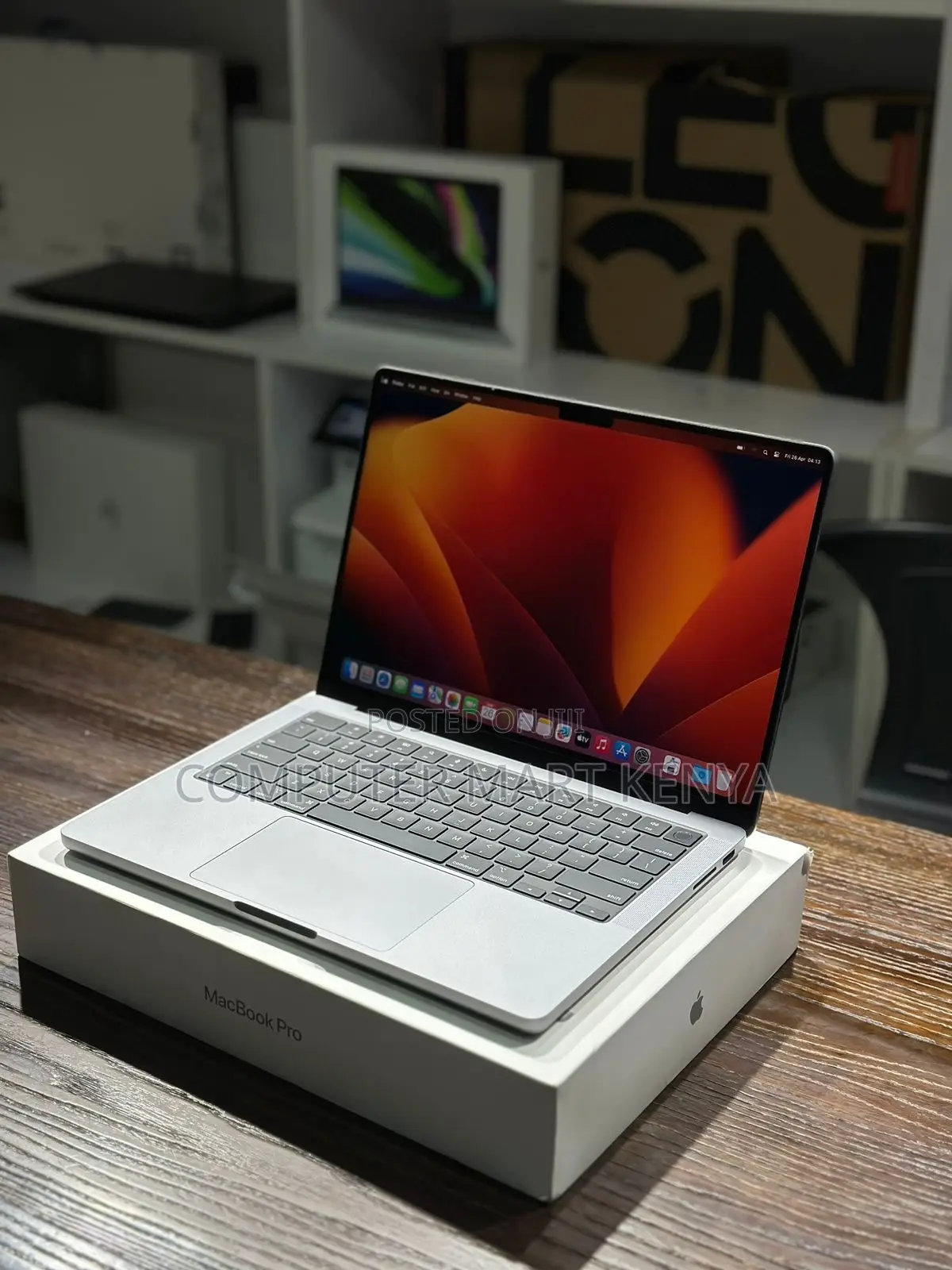Laptop Apple MacBook Pro 8GB Apple M3 Pro SSD 512GB