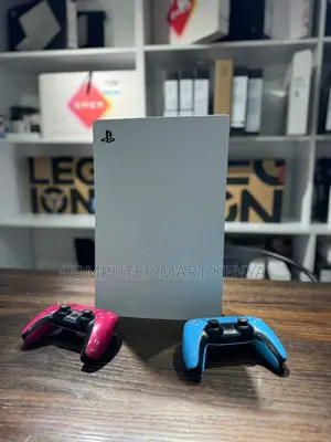 Playstation 5 + 2controllers