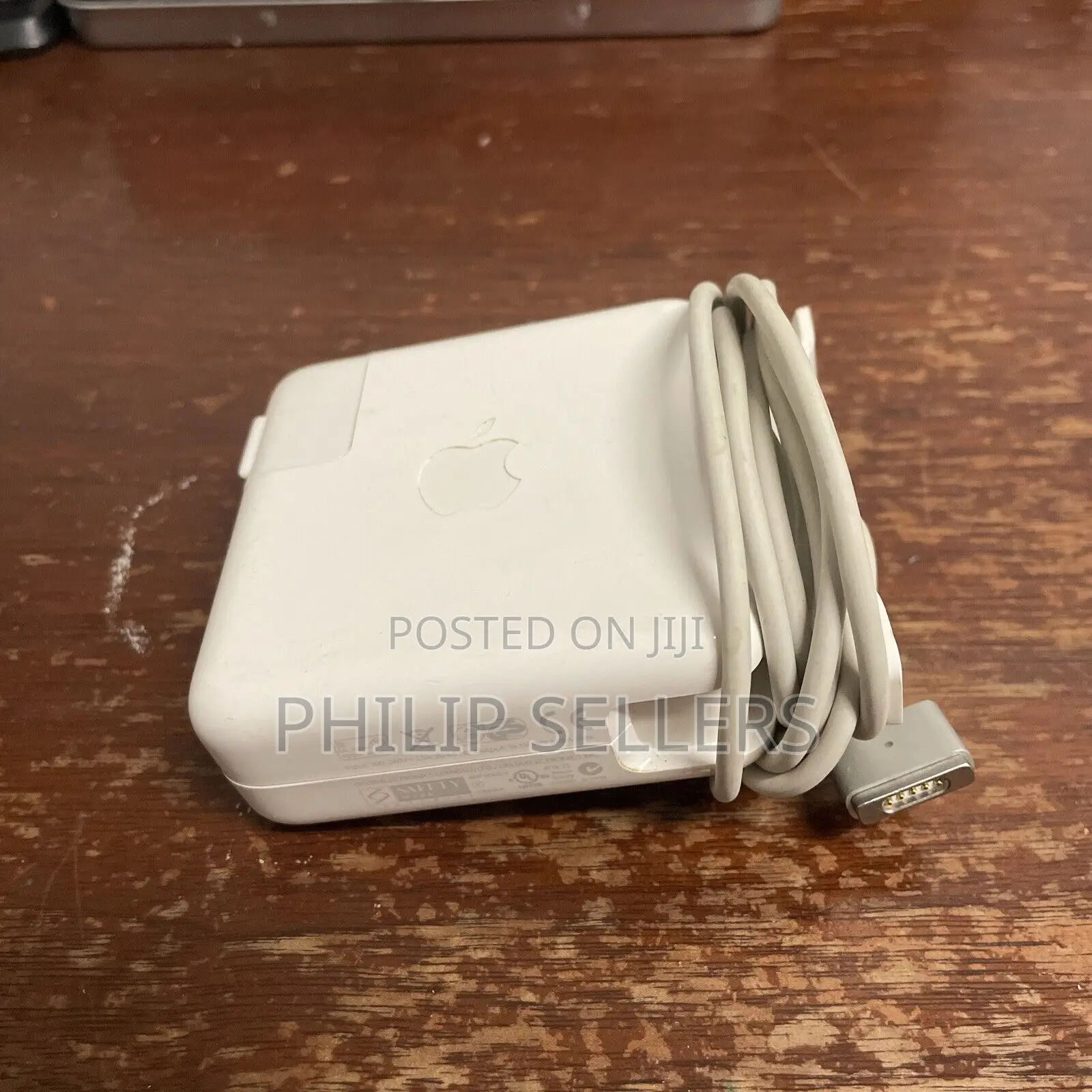 Apple Genuine 60W Magsafe 2 Power Adapter (A1435) for Macboo