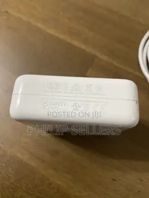 61W Usb-C Power Adapter Macbook Model A1718 - Original