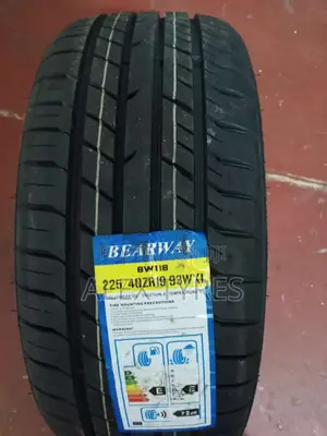 225/40zr19 Bearway Tires Made in China