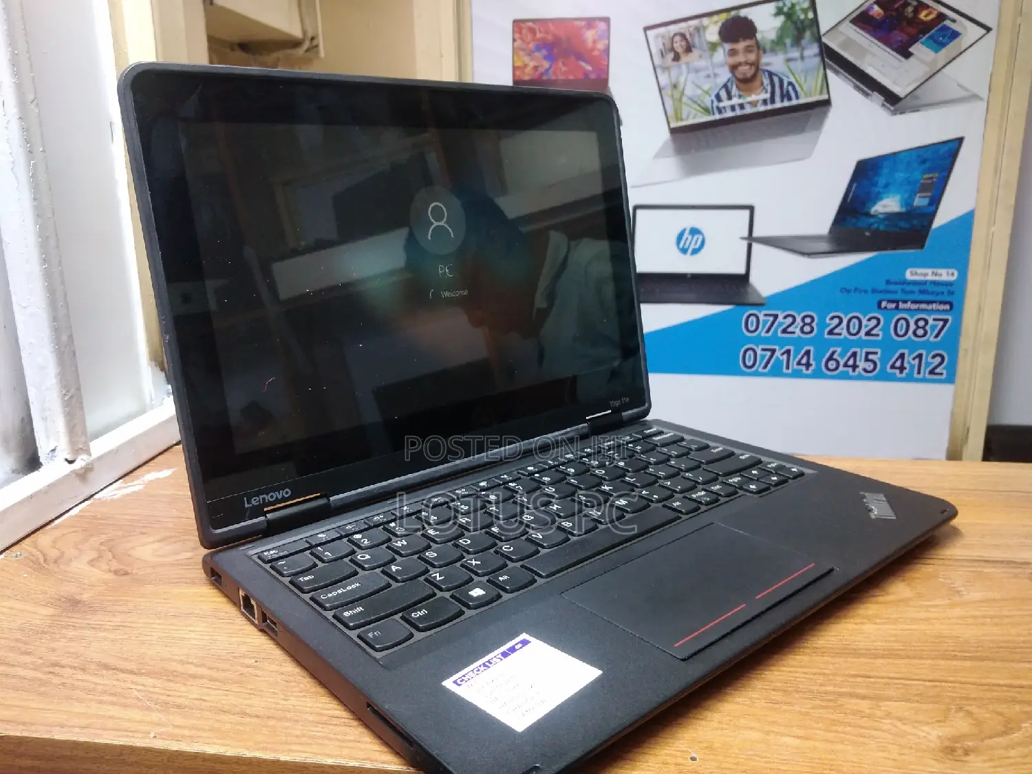 Laptop Lenovo Yoga 11e 4GB Intel Celeron SSD 128GB
