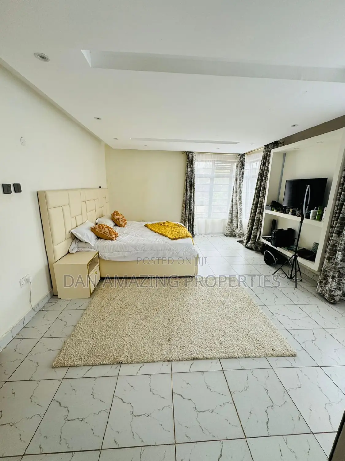 6bdrm Townhouse/Terrace in Ruiru Rooftop, Membley Estate for sale