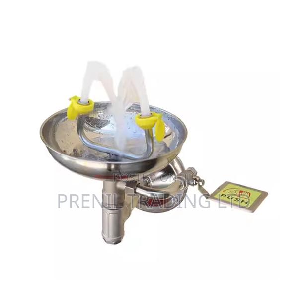 Eyewash Wall Mounted - main view