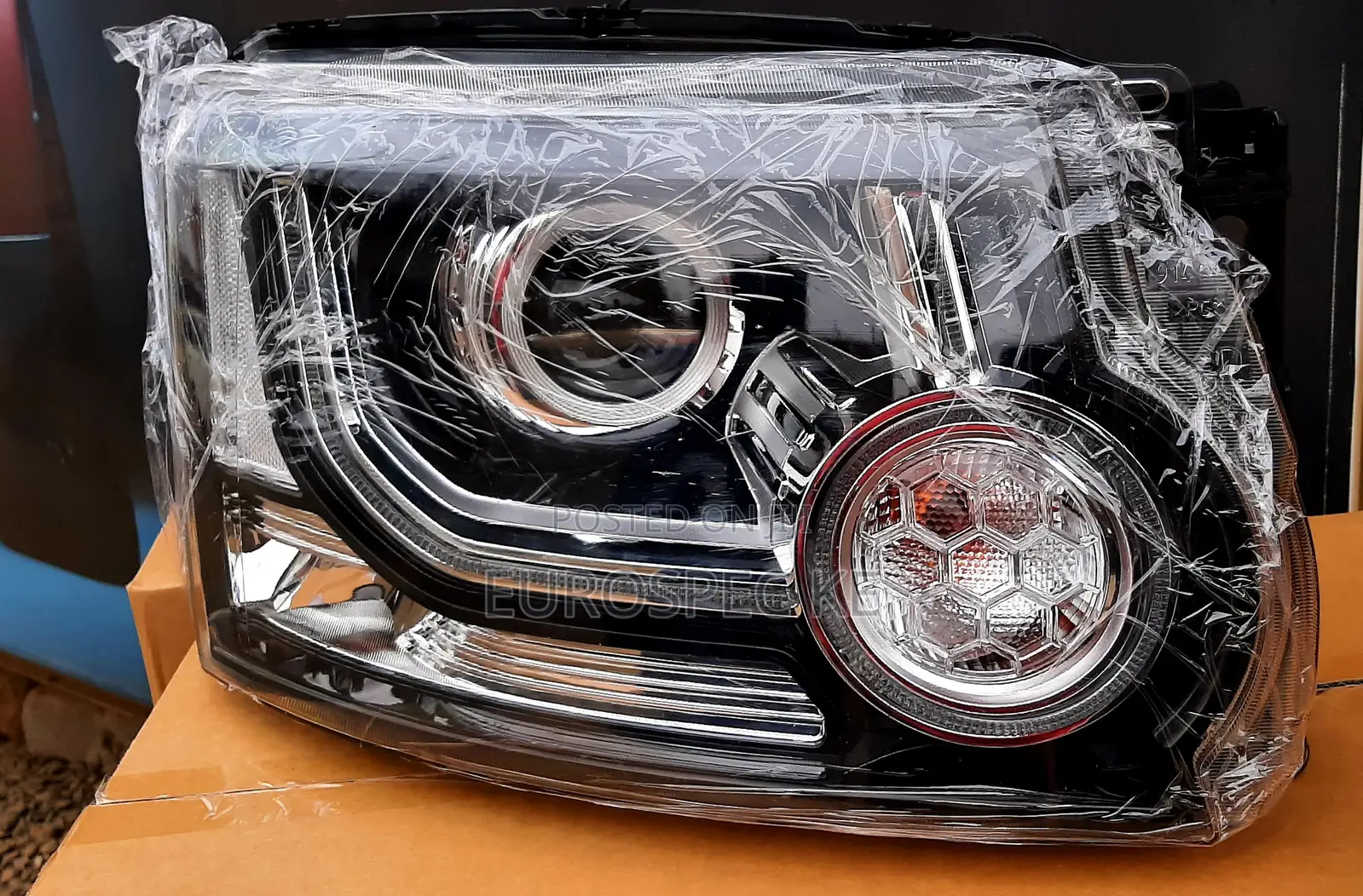 Land Rover Discovery 4 Headlights
