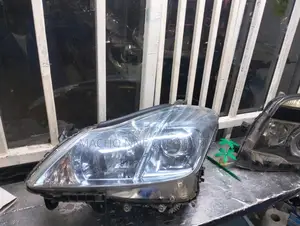 Toyota Crown 2010 Headlight (Blue Shade)