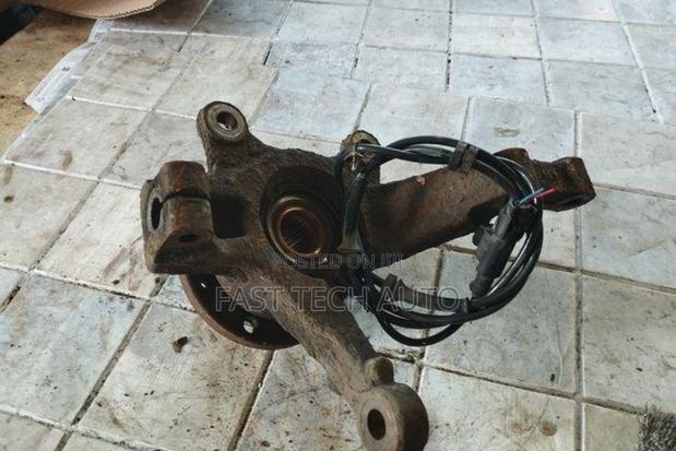 Nissan Note 2008 Front Wheel Hub - main view