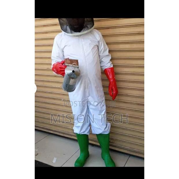 Full Protective Gears Bee Suit (Brand New) - thumbnail 3