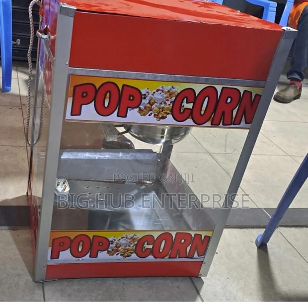 Commercial Popcorn Machine!  - main view