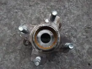 Suzuki Alto 2017 Front Wheel Hub