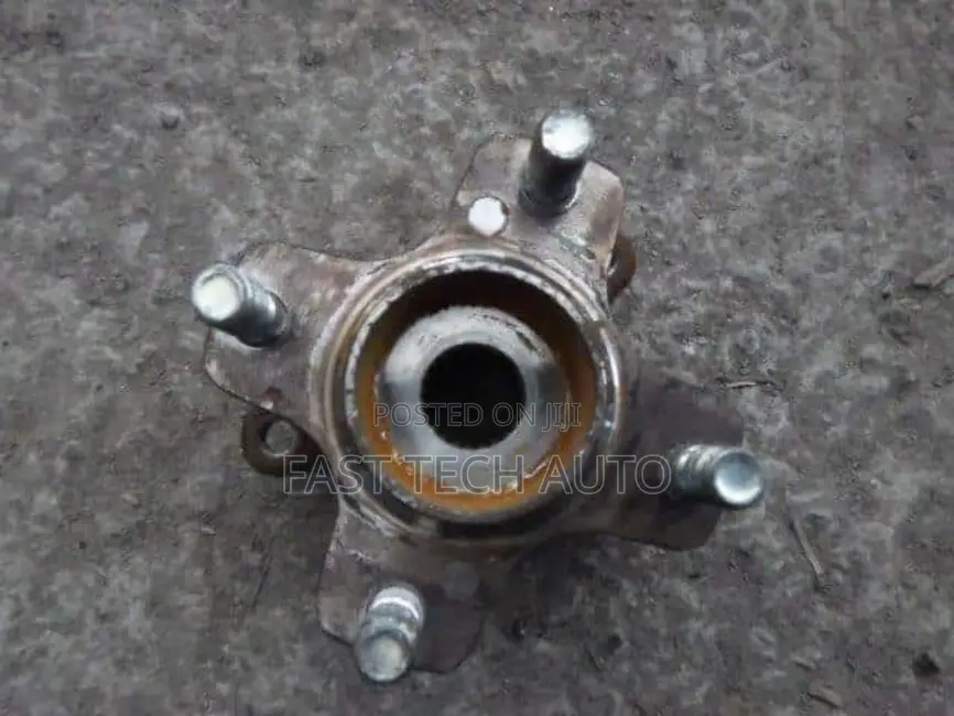Suzuki Alto 2017 Front Wheel Hub