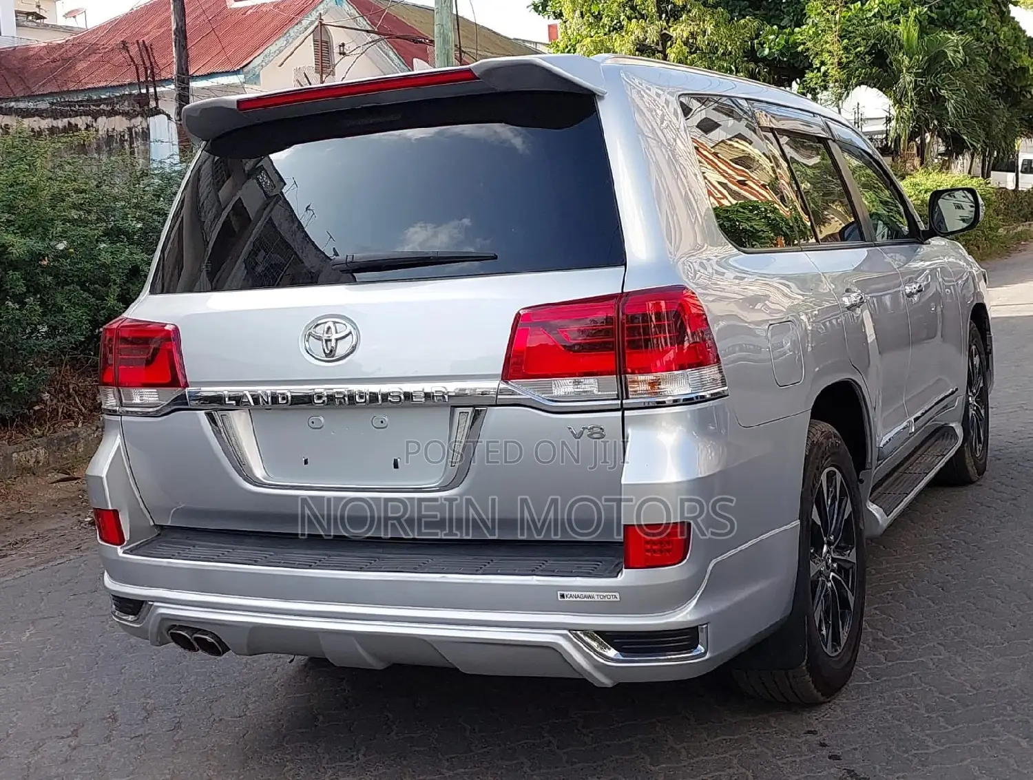 Toyota Land Cruiser 2018 Silver