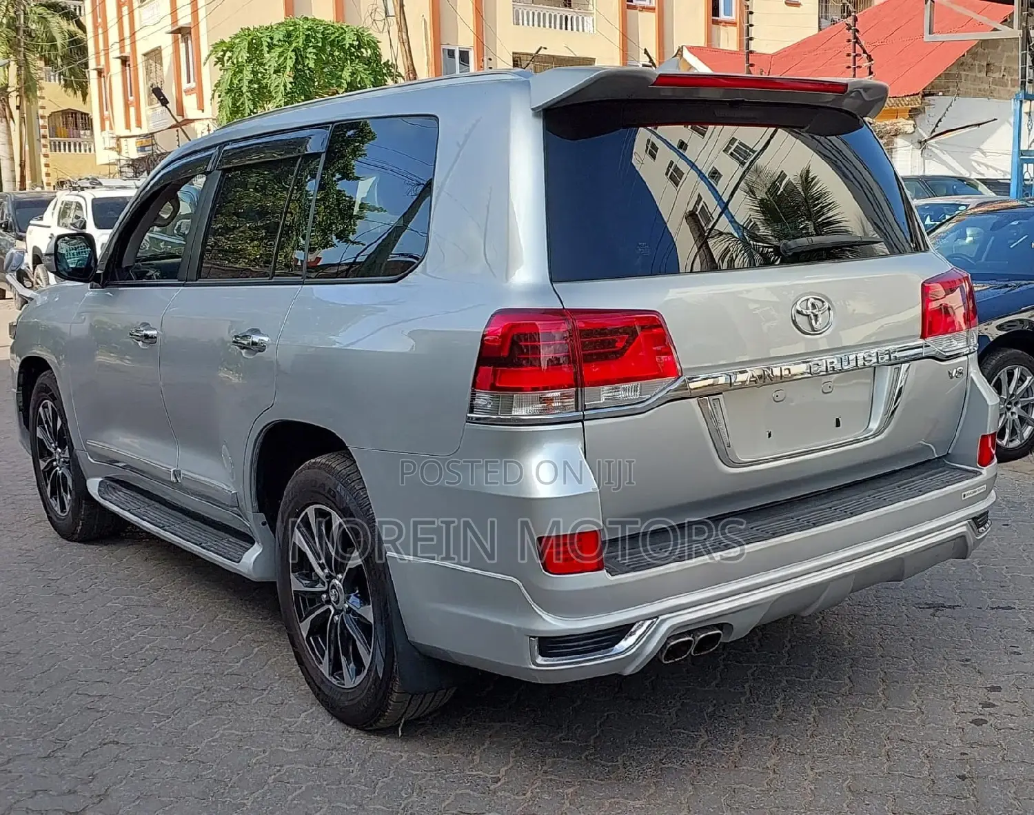 Toyota Land Cruiser 2018 Silver