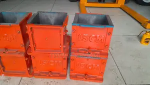 150cm3 Cast Iron Heavy Guage Cube Moulds
