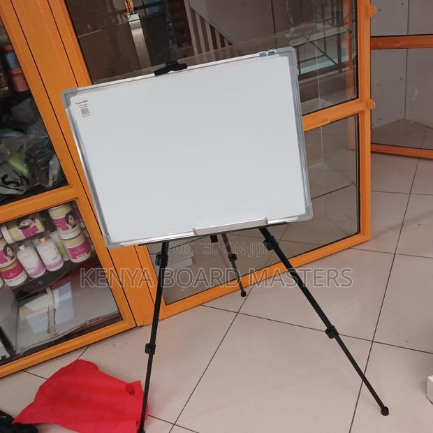 White Boards-White Boards-White Boards on a Tripod Stand