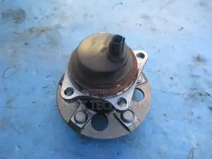 Rear Wheel Hub for Voxy 2003