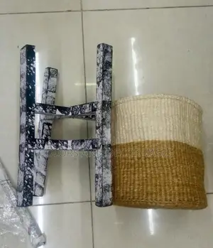 Stand Wooden and Vase
