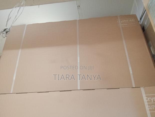 Samsung 65′′ CU8000 Crystal UHD Smart TV - thumbnail 2