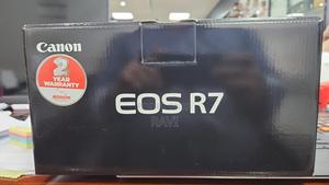 Canon R7 Body - main view