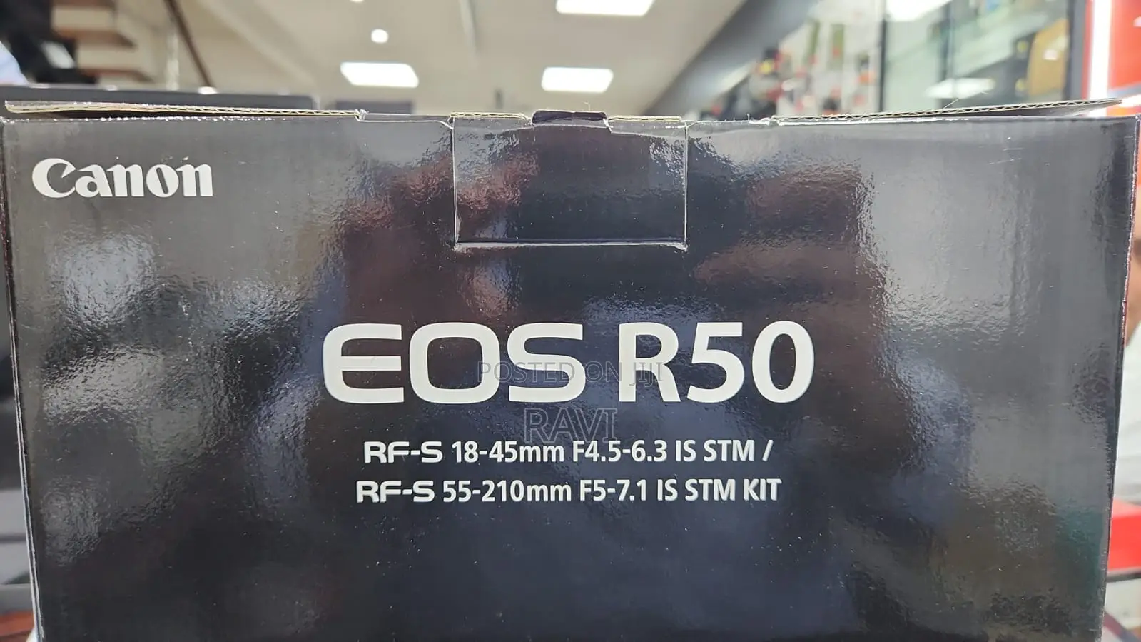 Canon R50 Twin Lens Kit in Parklands/Highridge Photo & Video Cameras, Ravi Jiji.co.ke
