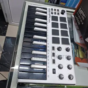 Refurbished Akai Hybrid 3 Midi Keyboard
