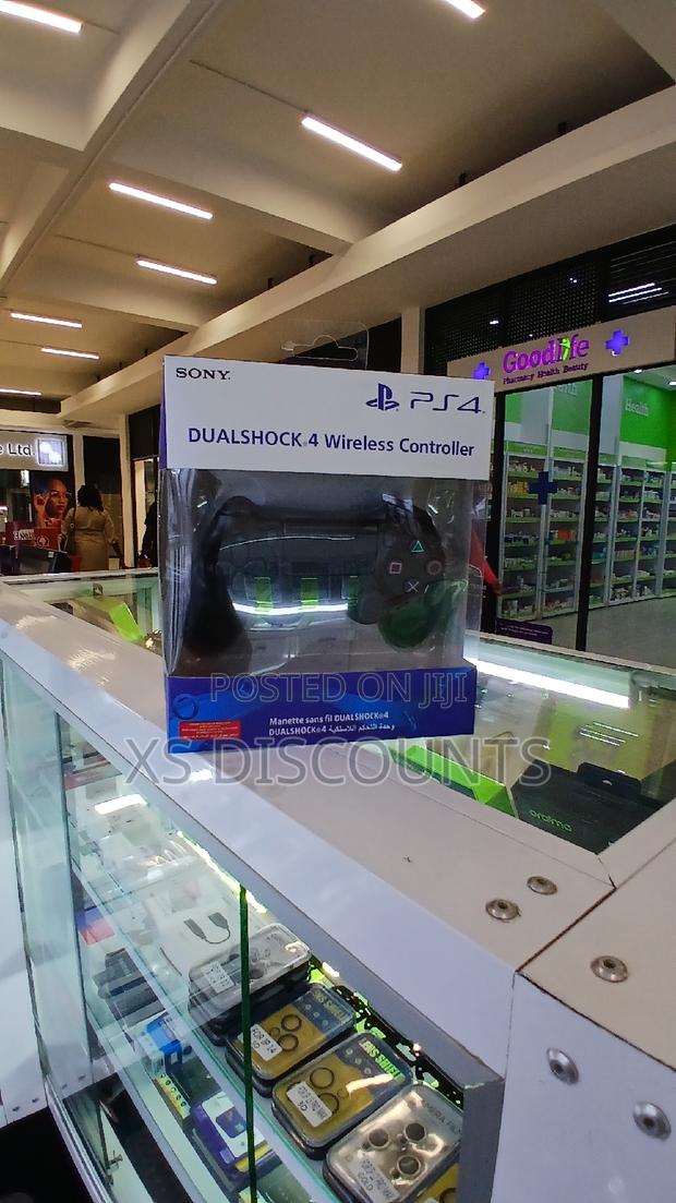 Dualshock Wireless Controller Ps4 Controller - main view