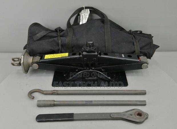 Heavy Duty Scissors Jack 1500kg - main view