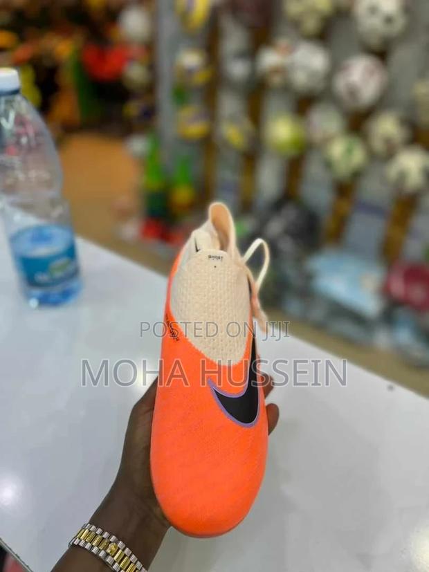 Original Nike Phantom Soccer Boots - thumbnail 2