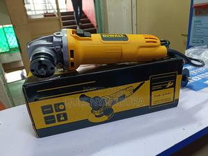 Dewalt Grinder 4inch Grinder - thumbnail 2