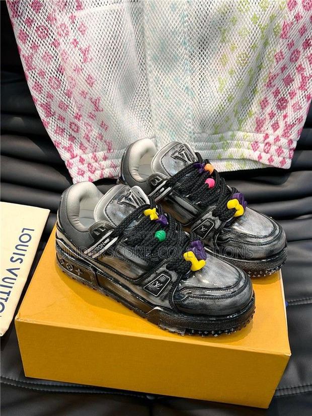 *Quality Leather Lv Trainers* - thumbnail 4