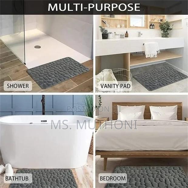 Cobblestone Embossed Velvet Bathroom Mats - thumbnail 2