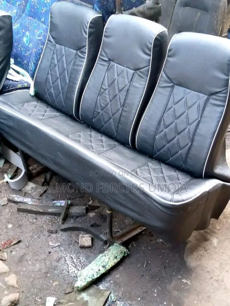 Vannet Seats Installation