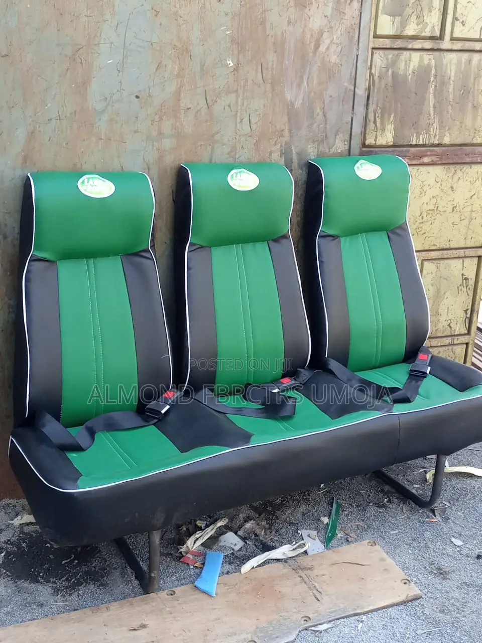 Vannet Seats Installation